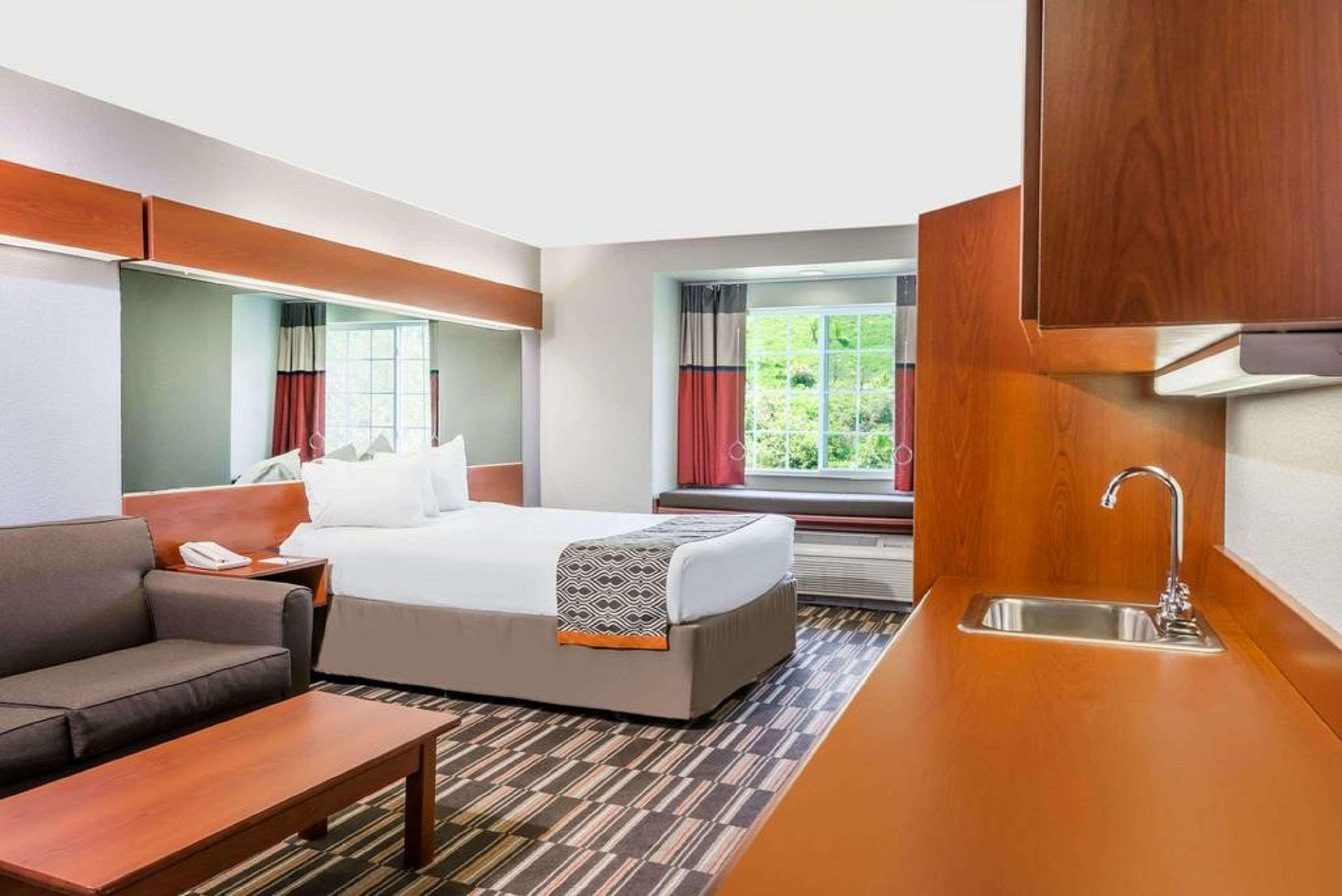Hotel Sonesta Essential Morgantown Extérieur photo