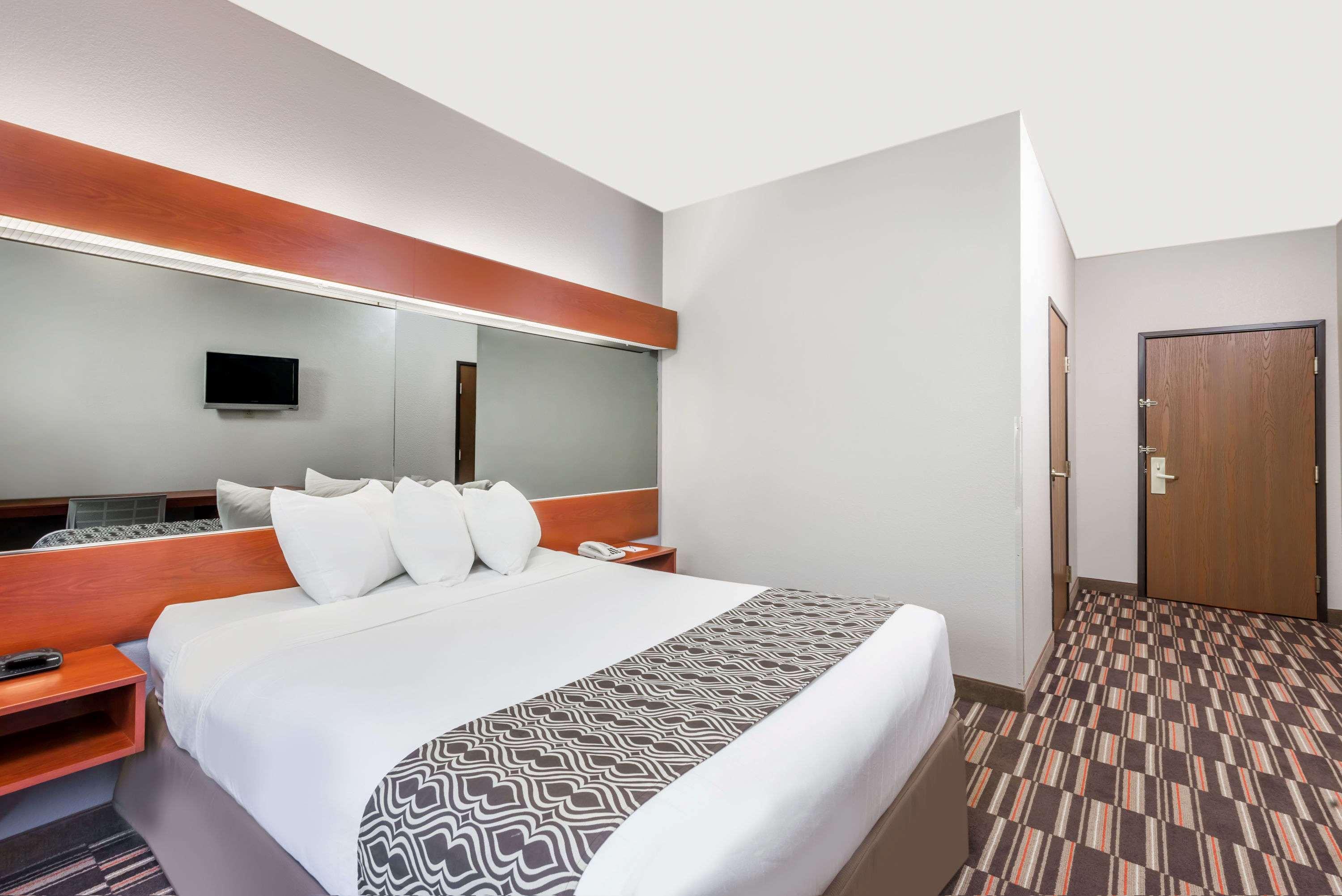 Hotel Sonesta Essential Morgantown Extérieur photo