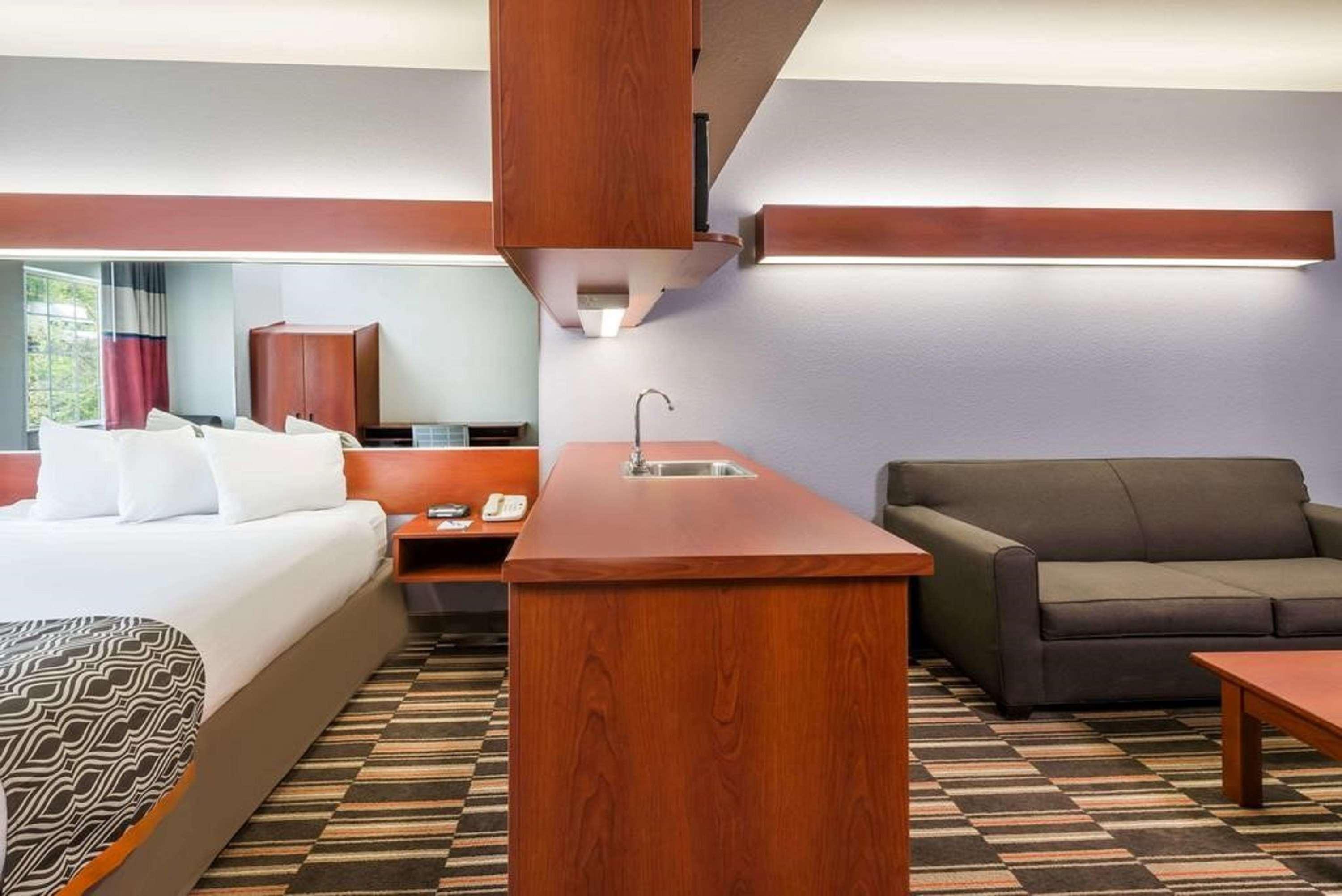 Hotel Sonesta Essential Morgantown Extérieur photo