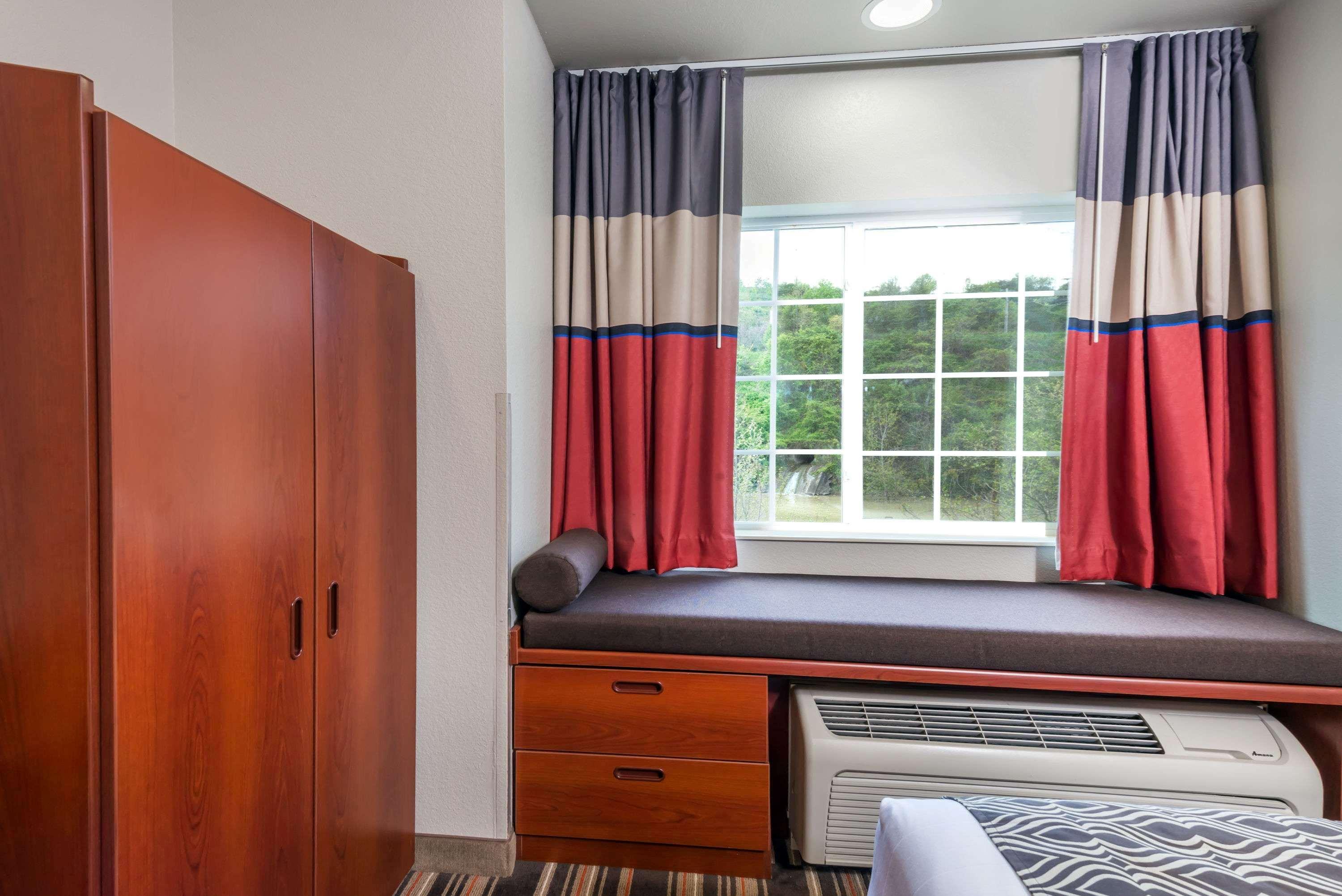 Hotel Sonesta Essential Morgantown Extérieur photo